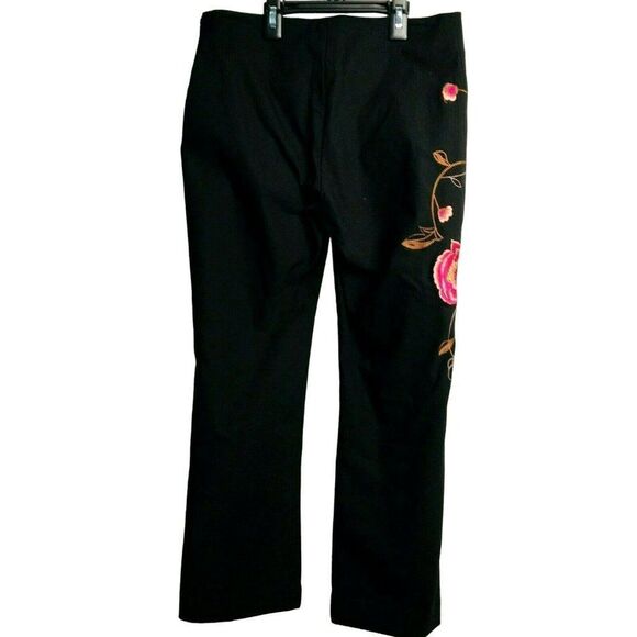 Guess Connection Black Embroidered Floral Leg Pants Sz 6 Slim Fit Stretch Slacks - Picture 2 of 5